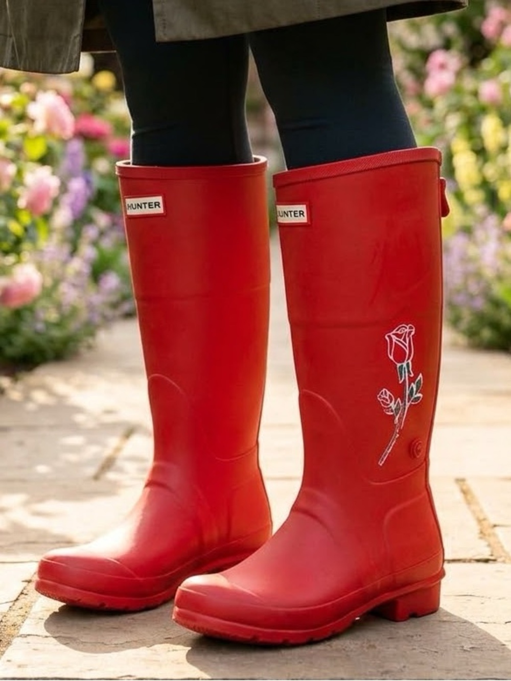 Hunter for Target Red Floral Tall Rain Boots Women’s Size 8 Striped Lining